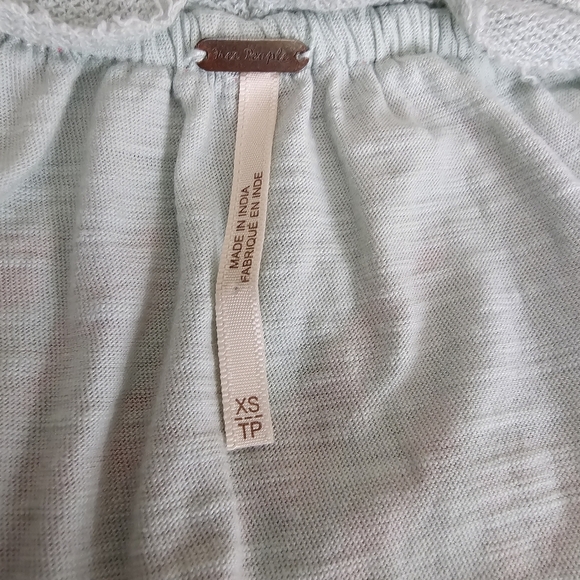 Free People Pink and Teal Blue Blouse - Size XS (Fits Medium) - Picture 10 of 12